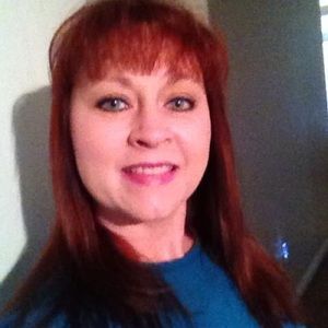 Meet your Posher, Deana